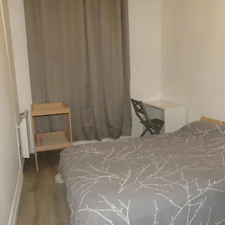 Entier Au Rdc - Ideal Pour Travailleurs Ou Voyageurs En Famille Jusqu A 5 *