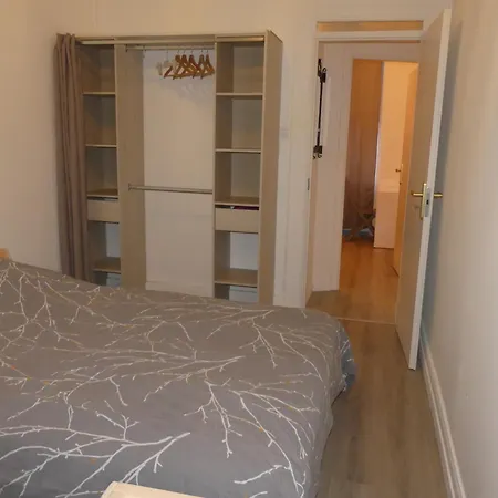 Entier Au Rdc - Ideal Pour Travailleurs Ou Voyageurs En Famille Jusqu A 5 Apartment