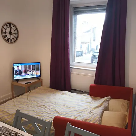 Entier Au Rdc - Ideal Pour Travailleurs Ou Voyageurs En Famille Jusqu A 6p Apartment